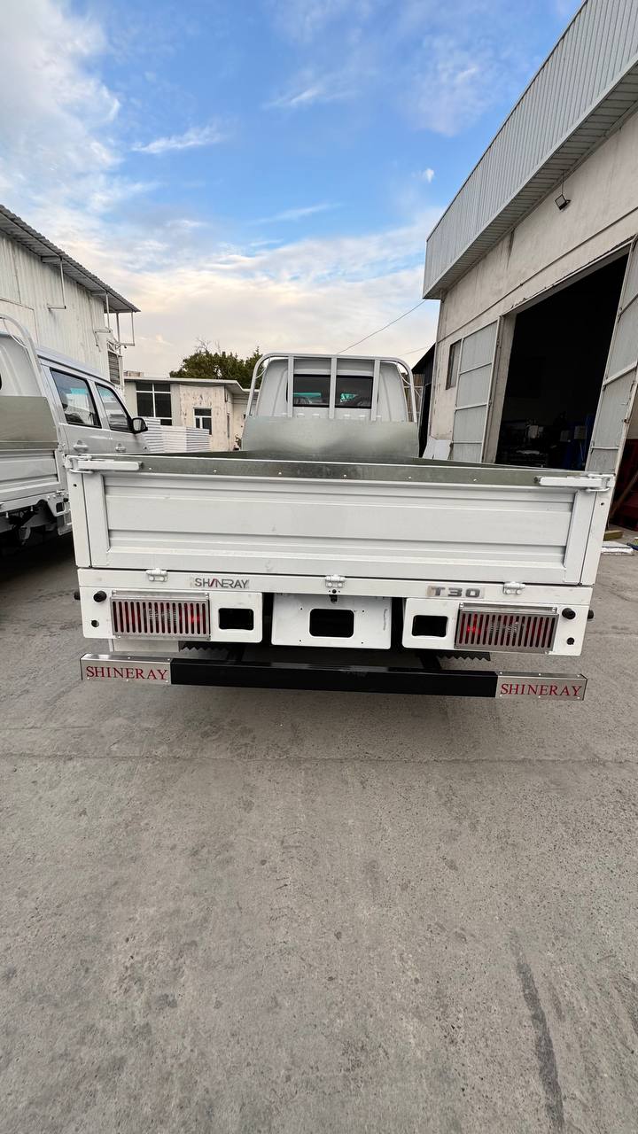 Ruxlangan kuzov orqa eshik